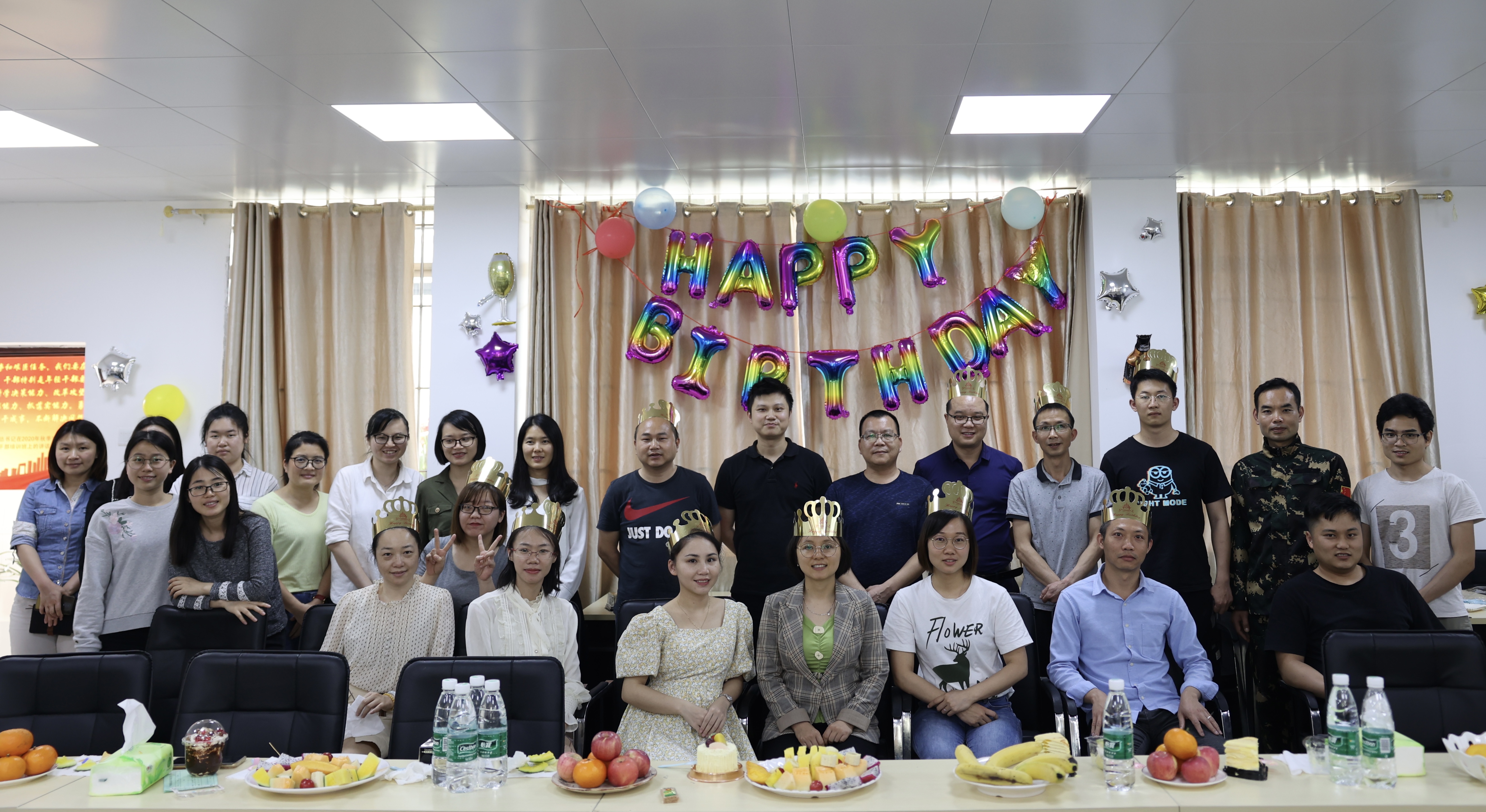 luck18xinli集团进行2021年第一季度 员工生日会