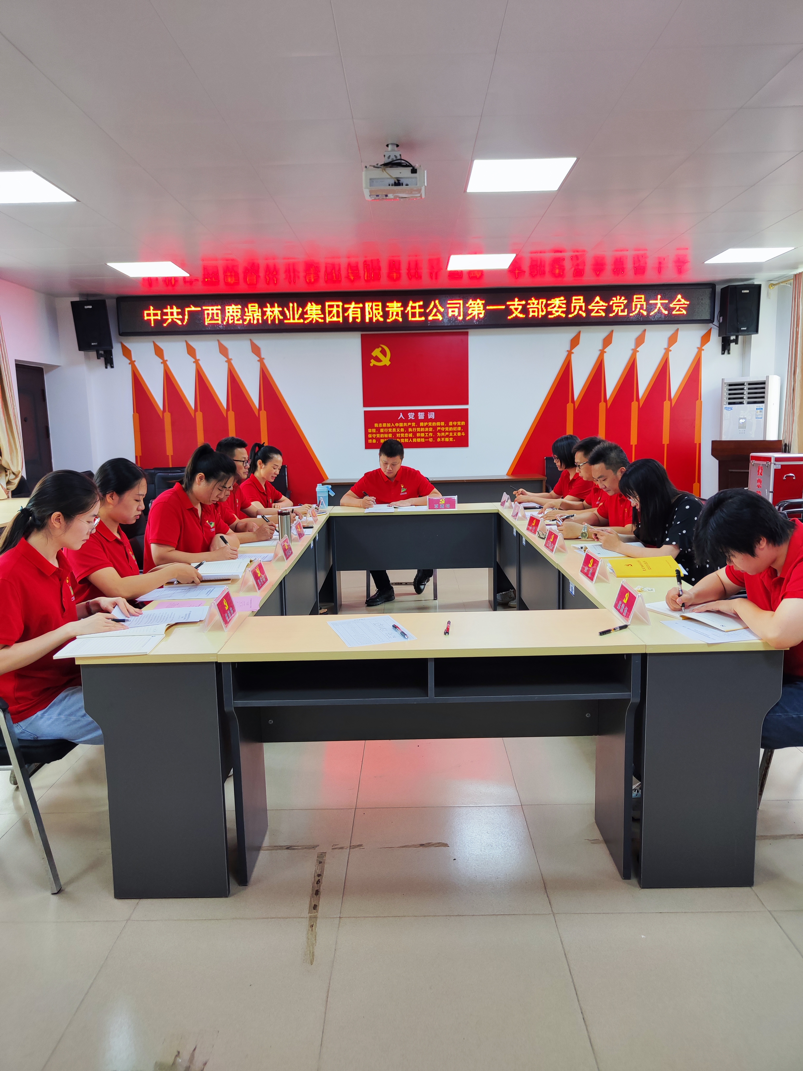 luck18xinli(中国区)-官方网站