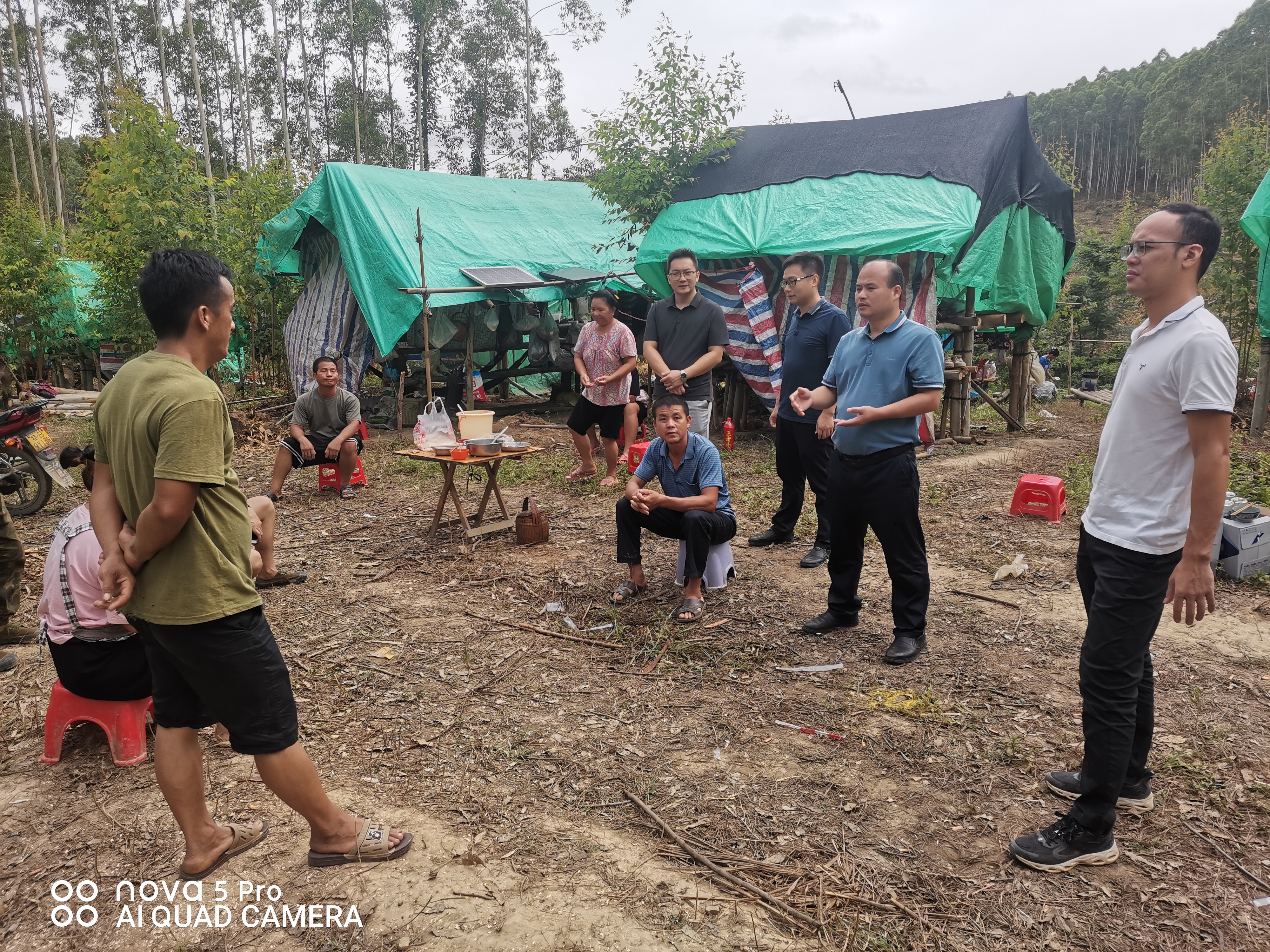 唐治良到鹿寨县林地查抄领导工作