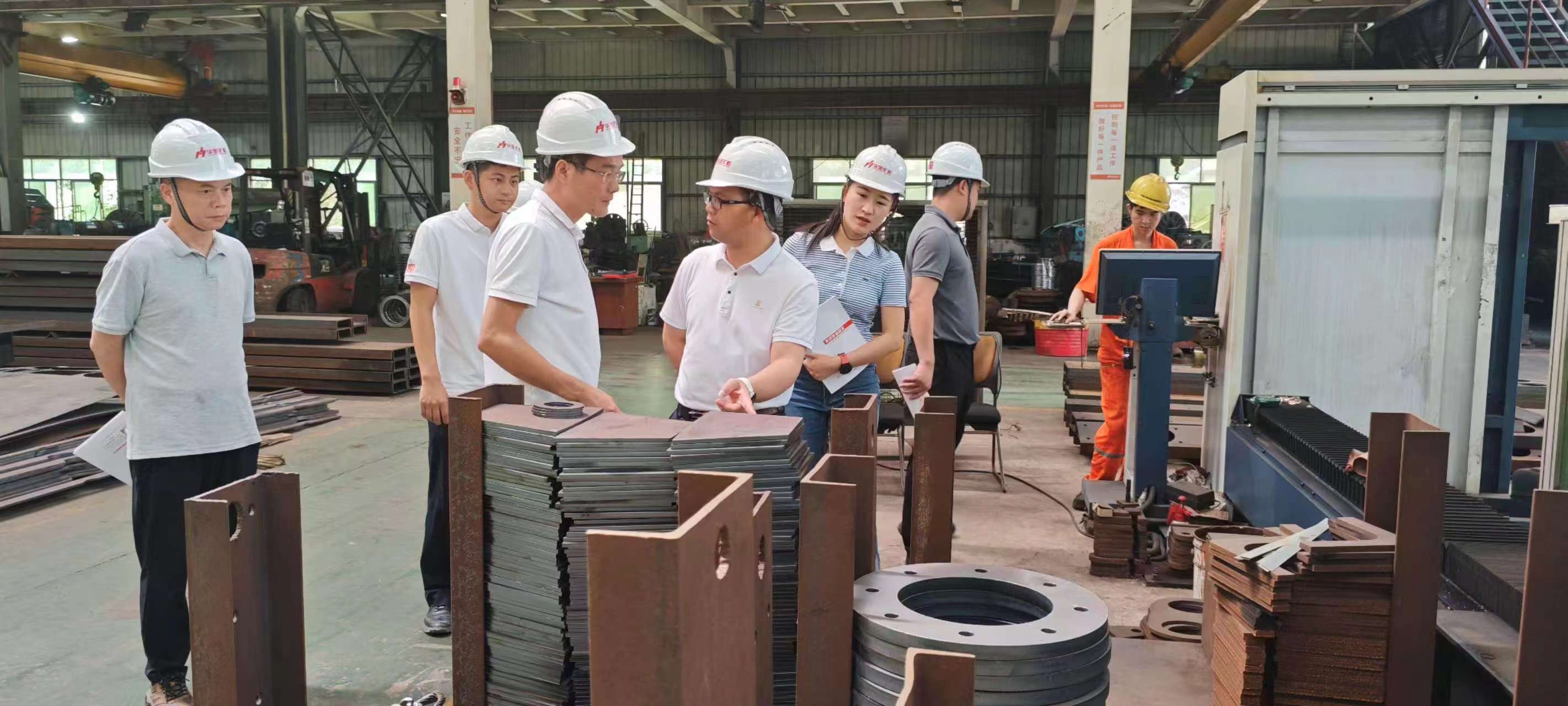 拓视野 强基础—韦宏带队赴广东调查砂石骨料加工设备