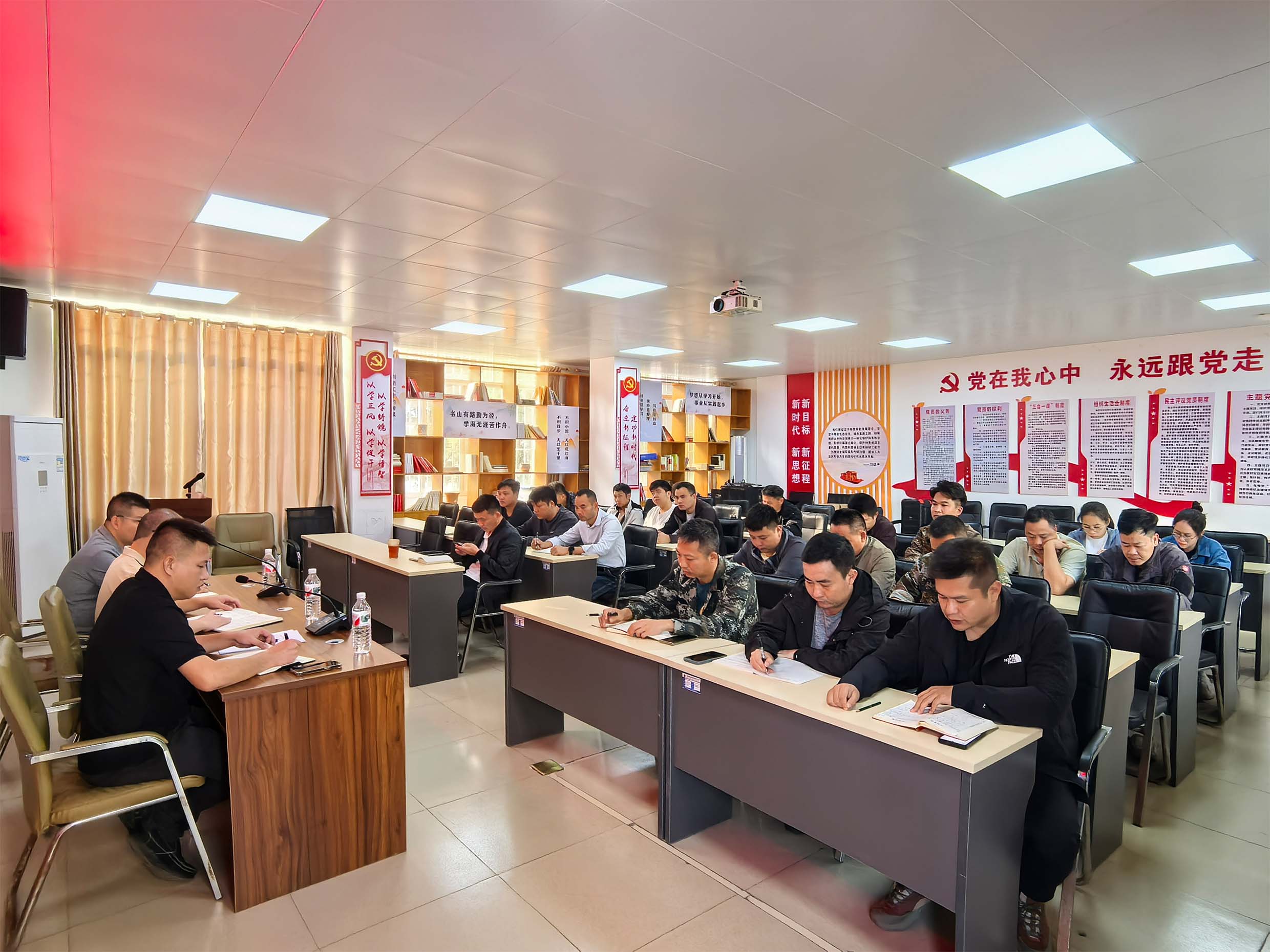 luck18xinli(中国区)-官方网站