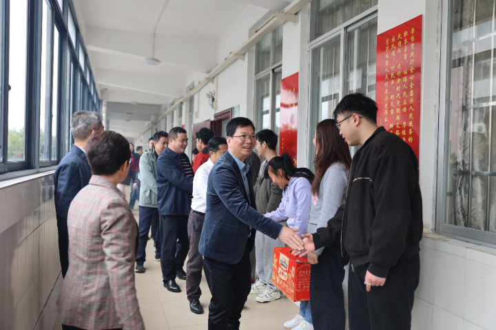 luck18xinli(中国区)-官方网站